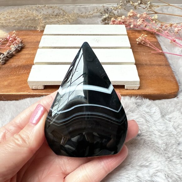 Beautiful Onyx Flame | Onyx Free Form - Picture 1 of 8